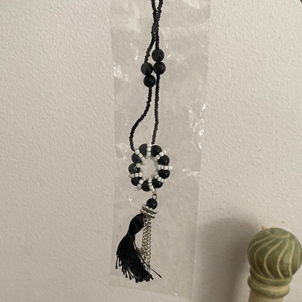 Elegant Black and White Beaded Necklace